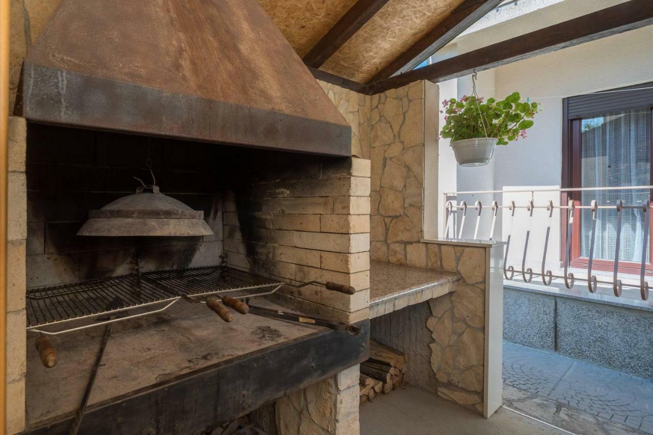 Apartment Novi Kastela Dış mekan fotoğraf